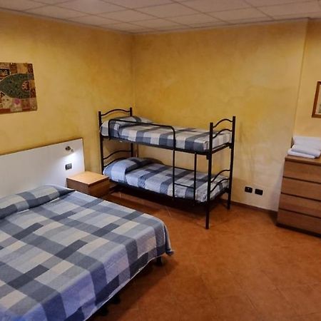 Albergo Etrusco Calusco d'Adda Екстер'єр фото
