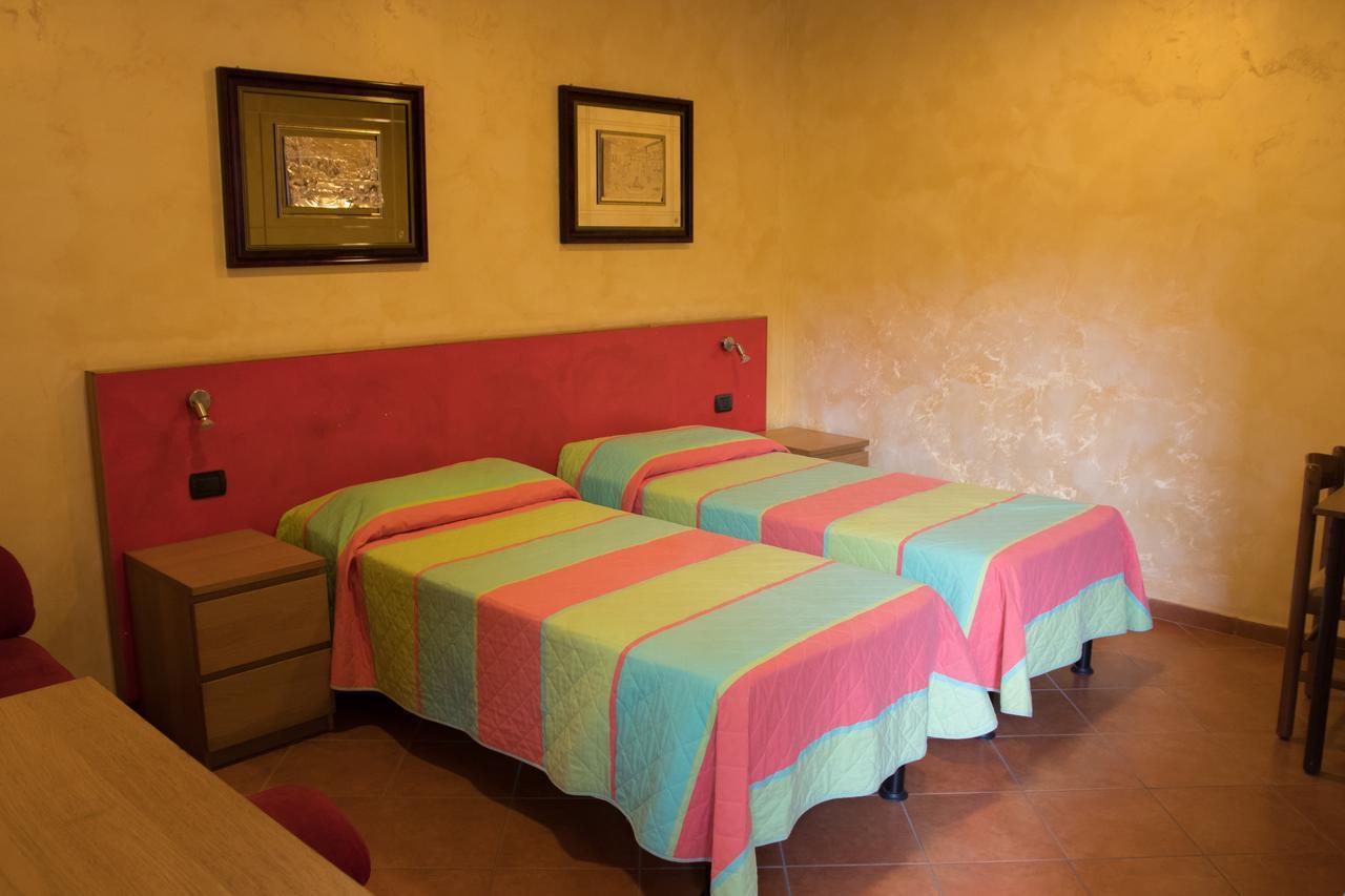 Albergo Etrusco Calusco d'Adda Екстер'єр фото